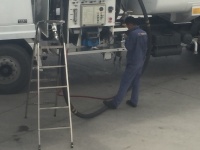 Bilder von der Tankstelle