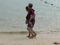 So trägt die Chinesin ihre Flip Flops heute