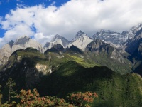 Die Wanderung durch die Tigersprungschlucht – Teil 1