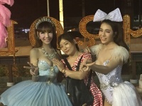 Asiatische Transvestitenshow
